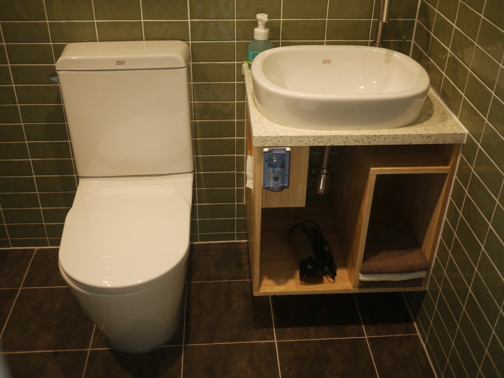 Hotel Eridu Cafe N Beds Seogwipo Zewnętrze zdjęcie